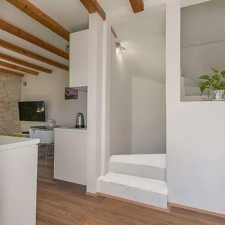 House Darijo Ferienhaus *